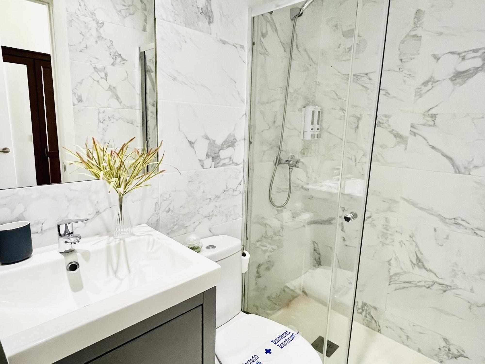 Dplace To Be - Luxury Apartment In Historic Center Madrid Rum bild