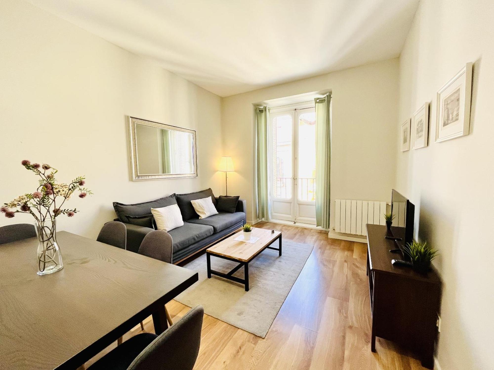 Dplace To Be - Luxury Apartment In Historic Center Madrid Rum bild
