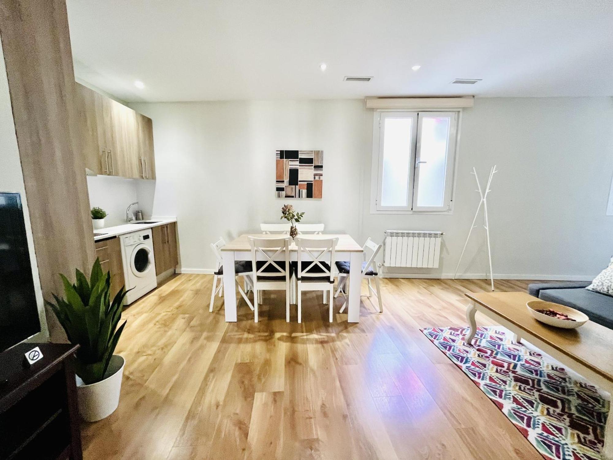Dplace To Be - Luxury Apartment In Historic Center Madrid Rum bild